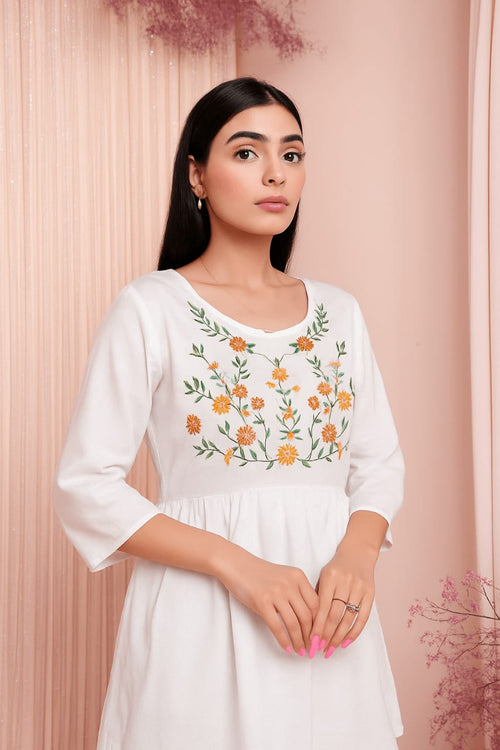 Blossom Breeze Crop – Embroidered White Top